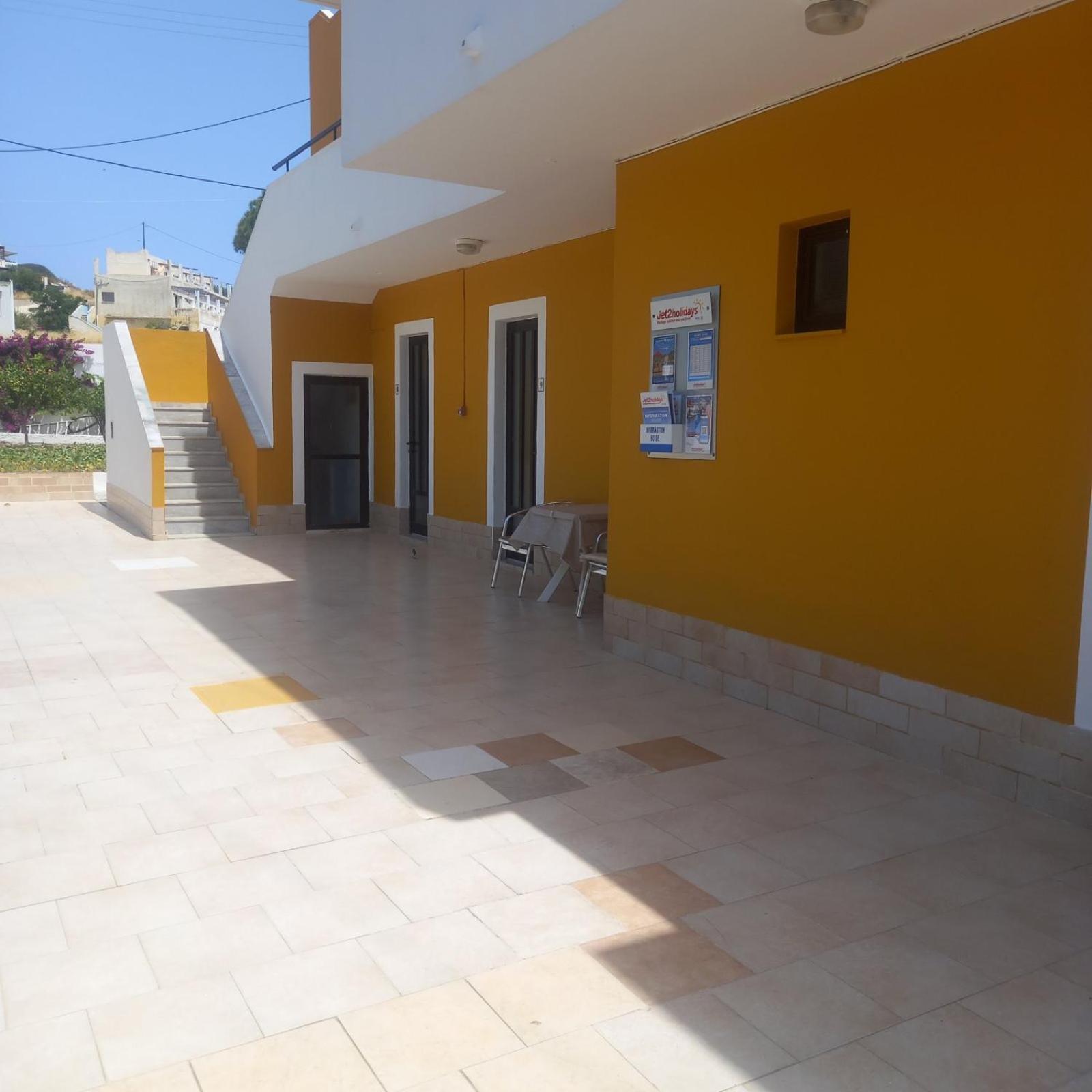 Manolis Studios Kefalos  Exterior photo